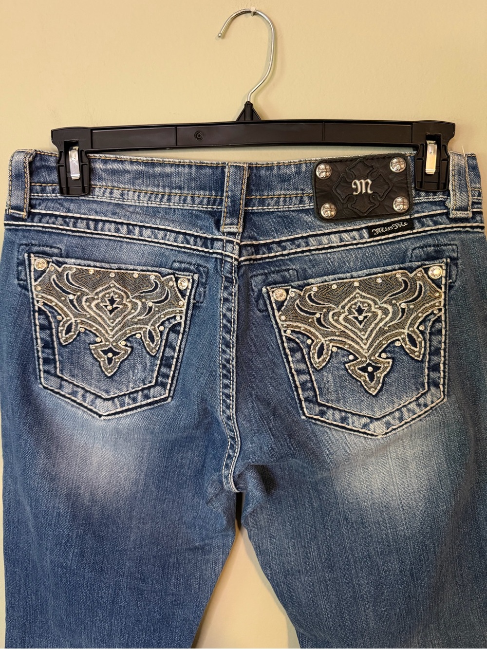 Gorgeous Y2K Miss Me Easy Boot Jeans With Embellished Pockets 33” Inseam